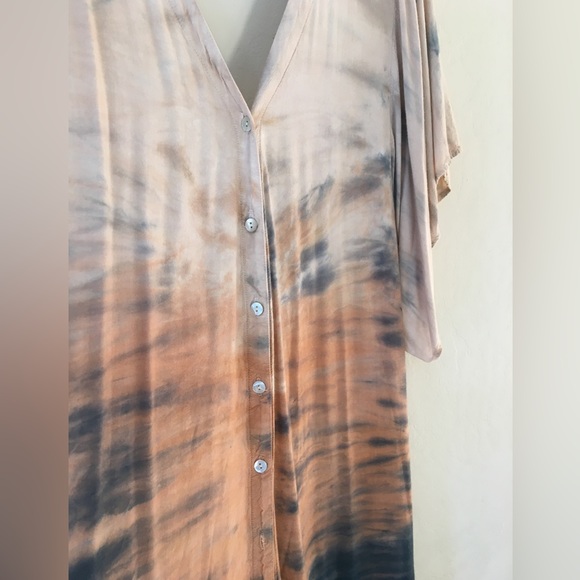 Boho LUX Tie Dye Boho Beach Dress - Picture 2 of 9